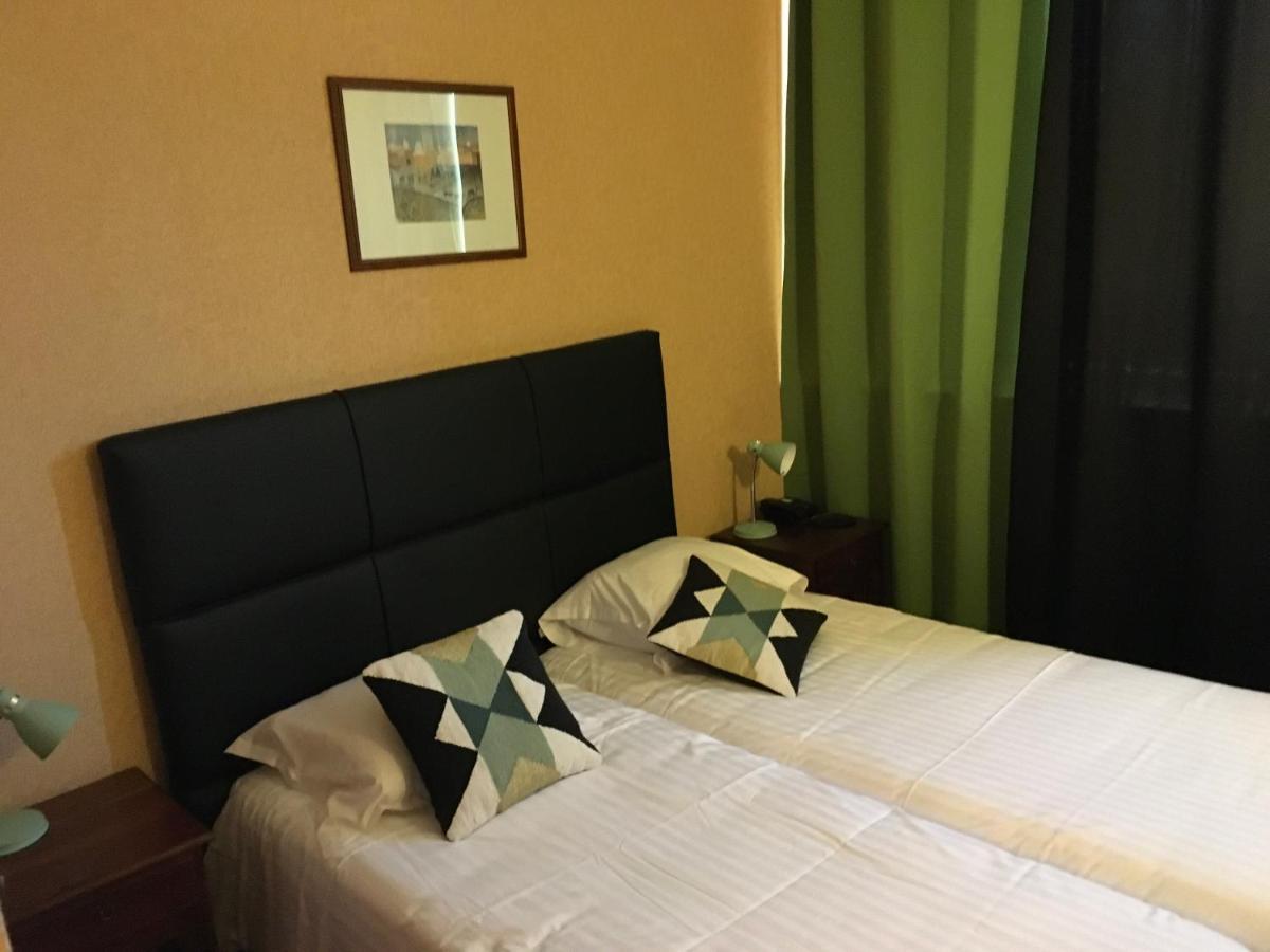 Hotel Dorele Montargis Dış mekan fotoğraf